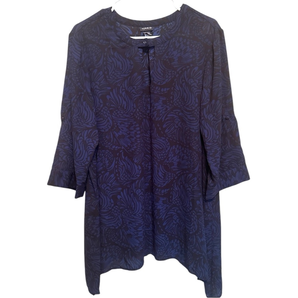Torrid Navy Blue Patterned Blouse - image 1